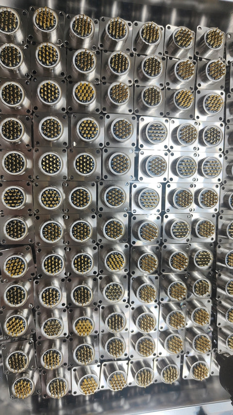 38999 American standard connector